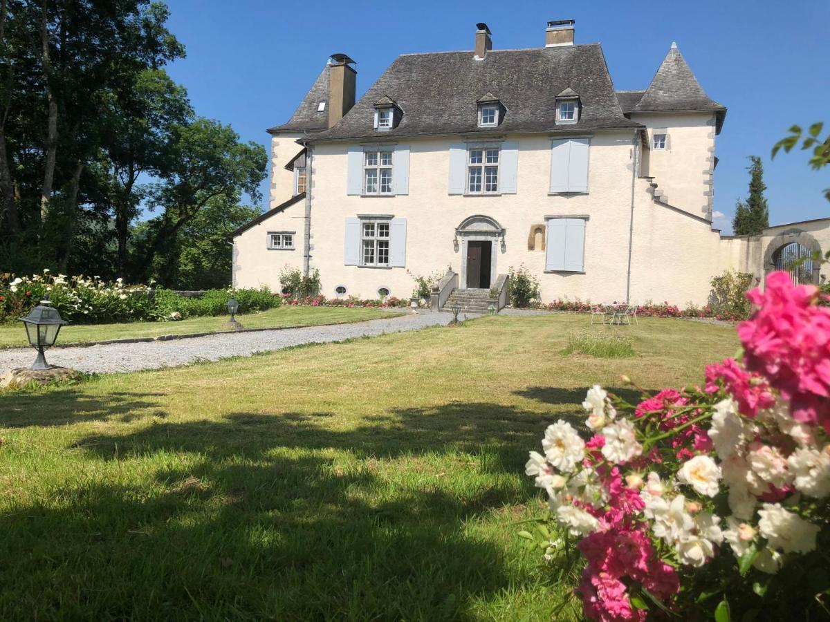 Chateau Porthos Tranquillite Des Pyrenees former Sunan airport Exterior foto