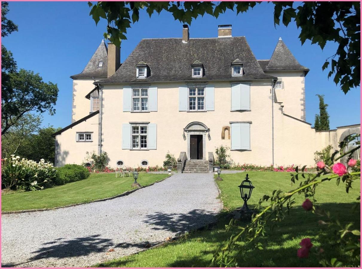 Chateau Porthos Tranquillite Des Pyrenees former Sunan airport Exterior foto