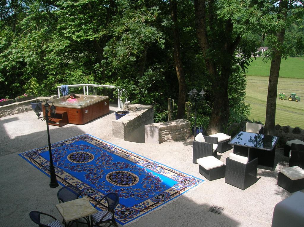 Chateau Porthos Tranquillite Des Pyrenees former Sunan airport Quarto foto