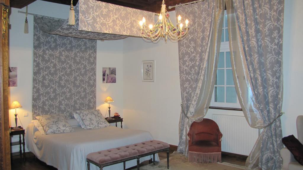 Chateau Porthos Tranquillite Des Pyrenees former Sunan airport Quarto foto